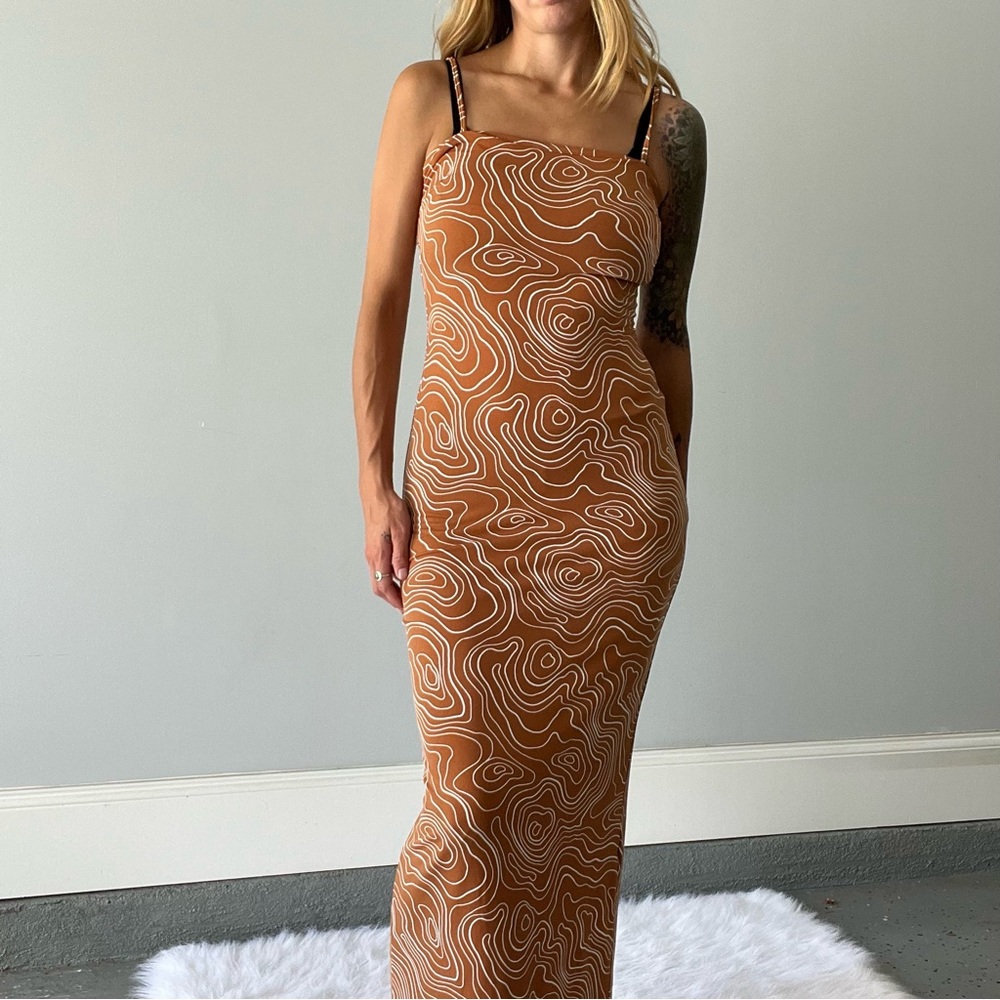 Forever 21 NWT Long White/Brown Knit Dress
